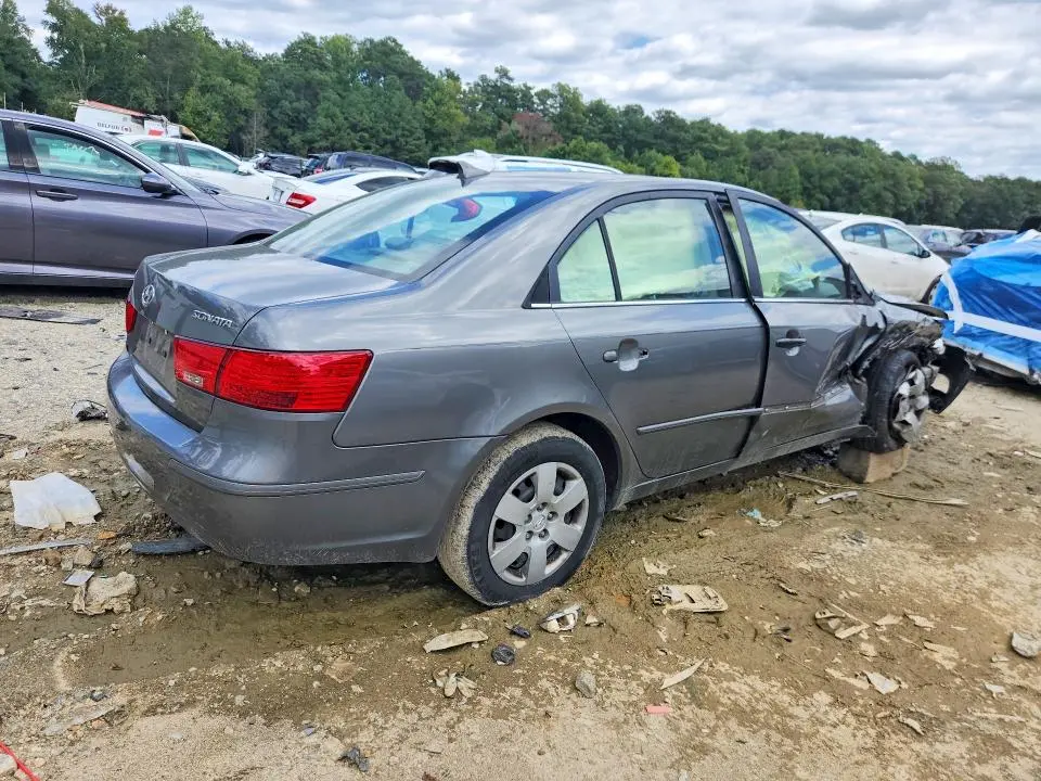 2010 HYUNDAI SONATA GLS  