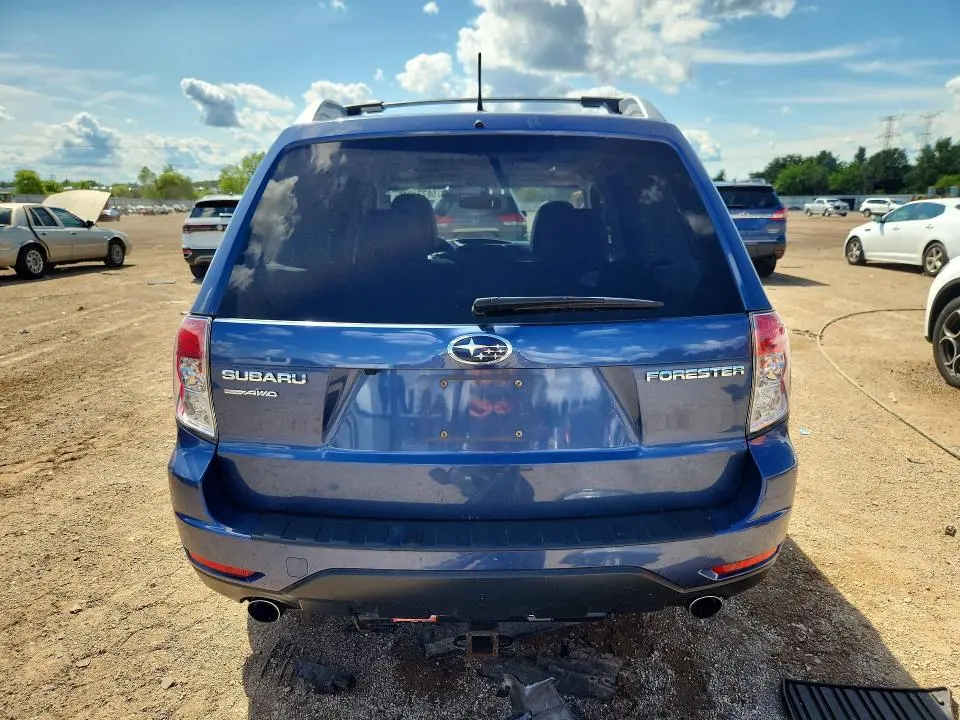 2011 SUBARU FORESTER TOURING  