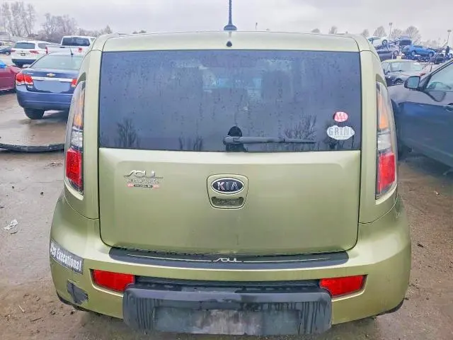 2010 KIA SOUL +  