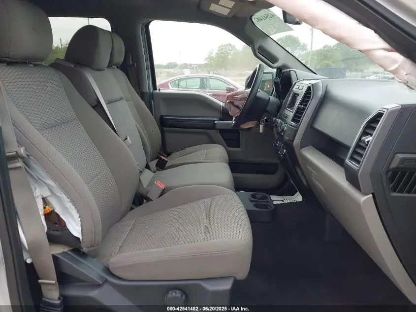 2017 FORD F-150 XLT