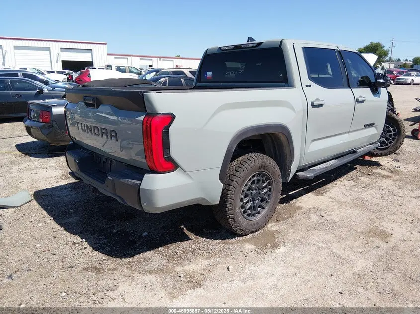 2026 TOYOTA TUNDRA SR5 CREWMAX 5.5' BED