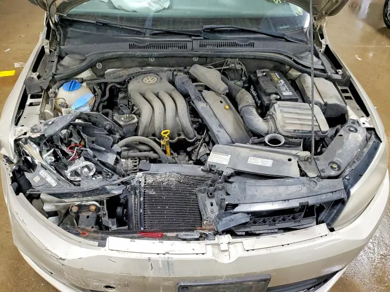 2014 VOLKSWAGEN JETTA BASE  