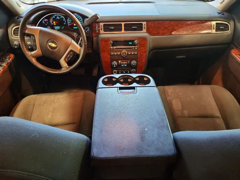 2012 CHEVROLET SUBURBAN K1500 LS  