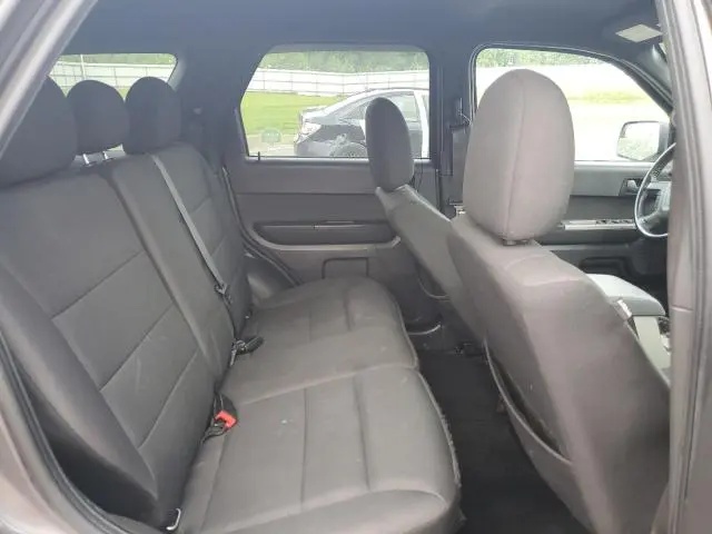 2011 FORD ESCAPE XLT  