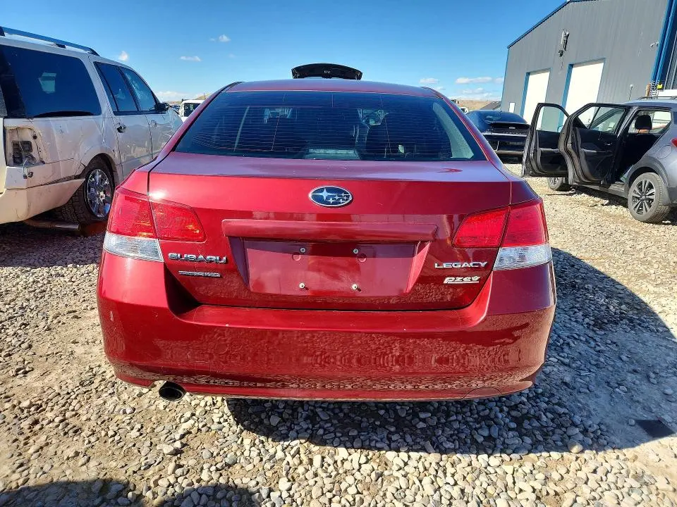 2013 SUBARU LEGACY 2.5I PREMIUM  
