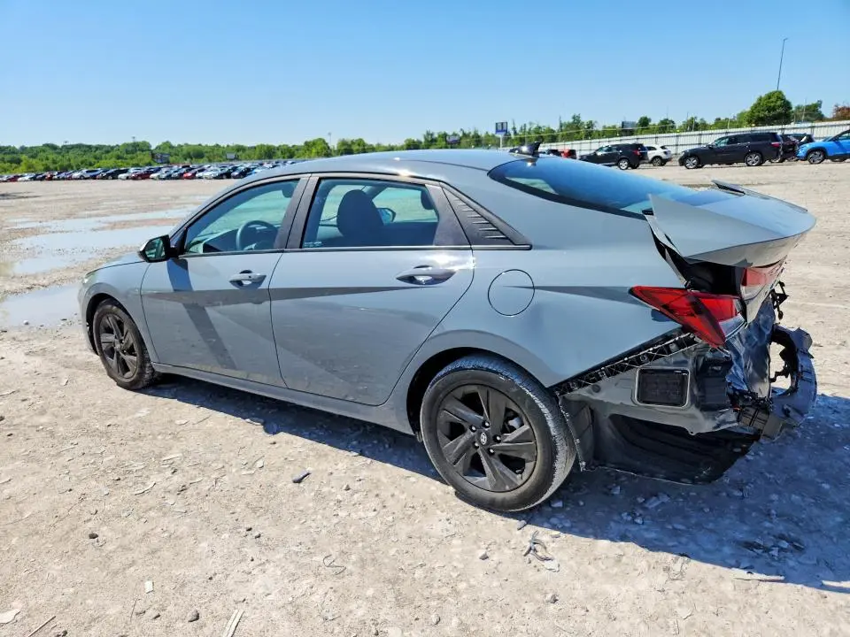 2023 HYUNDAI ELANTRA SEL  
