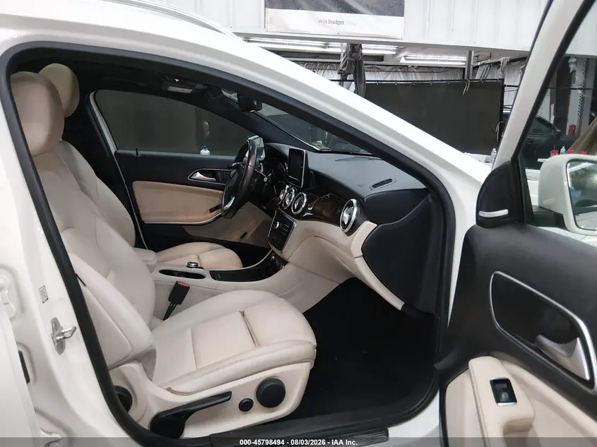 2016 MERCEDES-BENZ GLA 250  