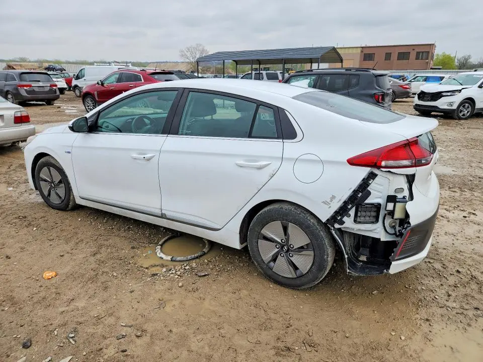 2020 HYUNDAI IONIQ SE  