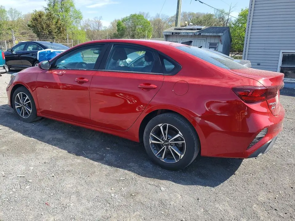 2023 KIA FORTE LXS  