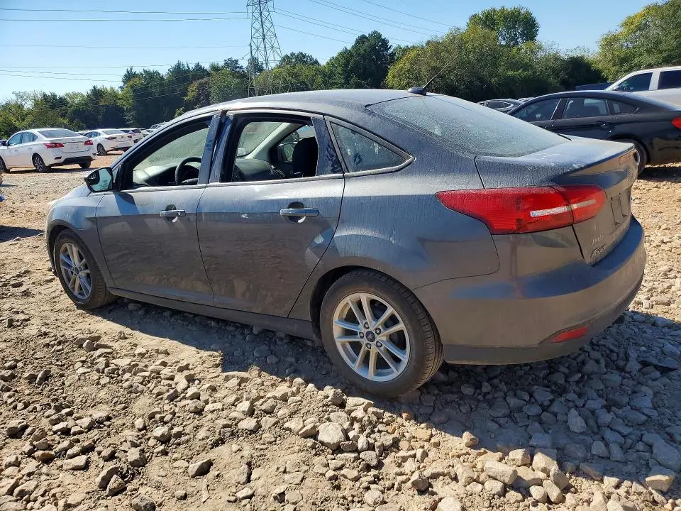 2015 FORD FOCUS SE  