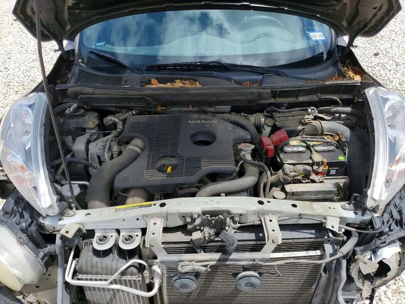 2011 NISSAN JUKE S  