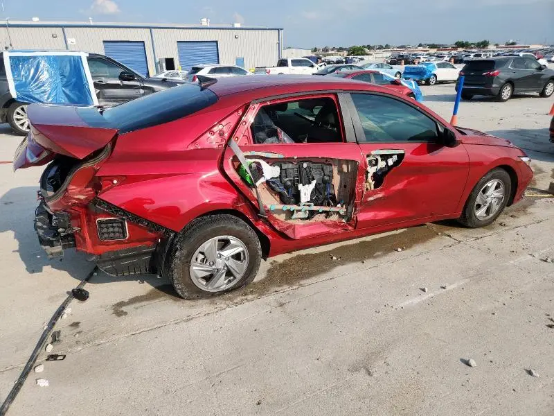 2024 HYUNDAI ELANTRA SE  