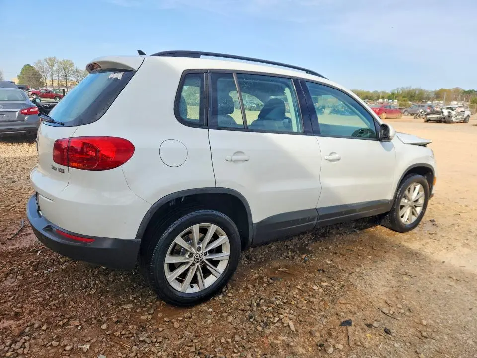 2017 VOLKSWAGEN TIGUAN S  