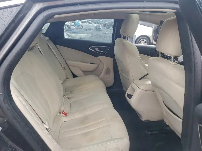 2016 CHRYSLER 200 LIMITED  