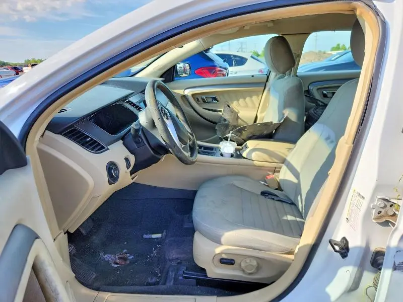 2015 FORD TAURUS SE  