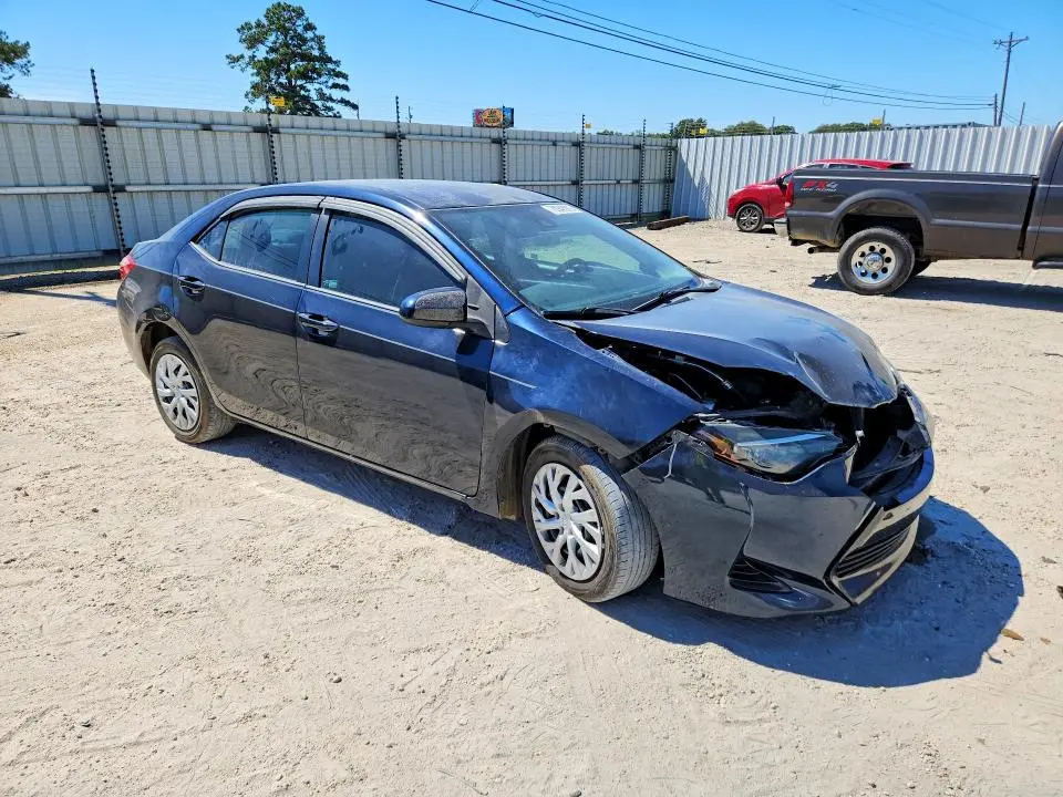 2017 TOYOTA COROLLA LE  