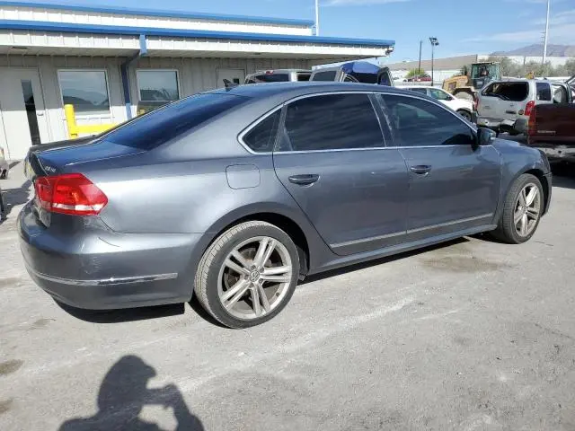 2015 VOLKSWAGEN PASSAT SE  