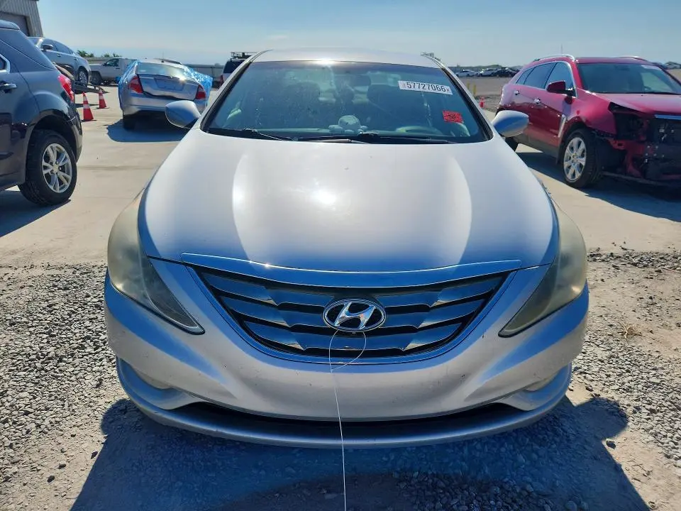 2011 HYUNDAI SONATA SE  