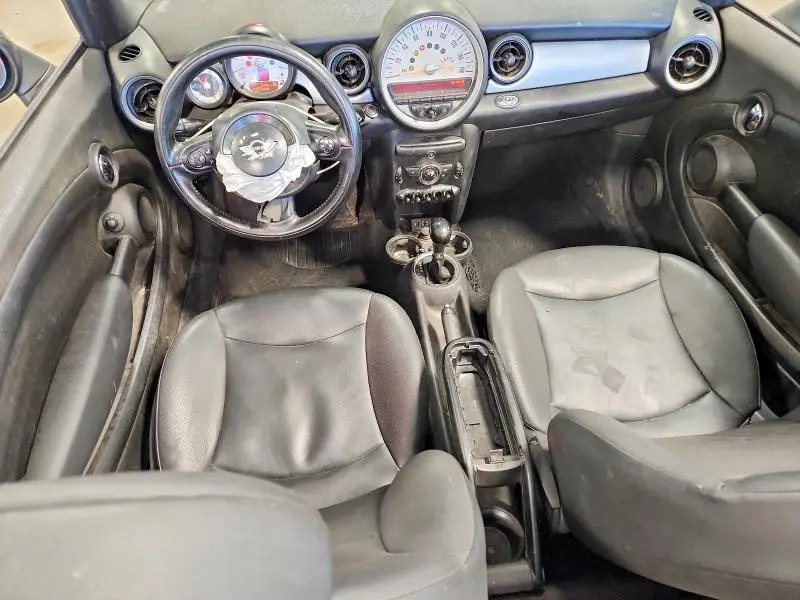 2014 MINI COOPER   