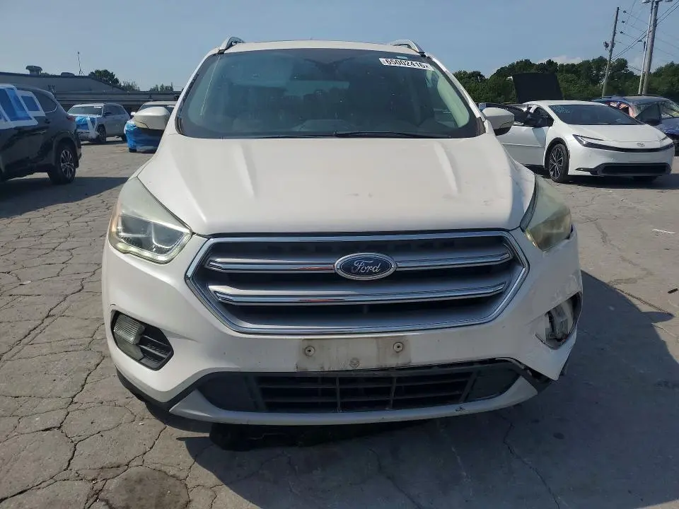 2017 FORD ESCAPE TITANIUM  
