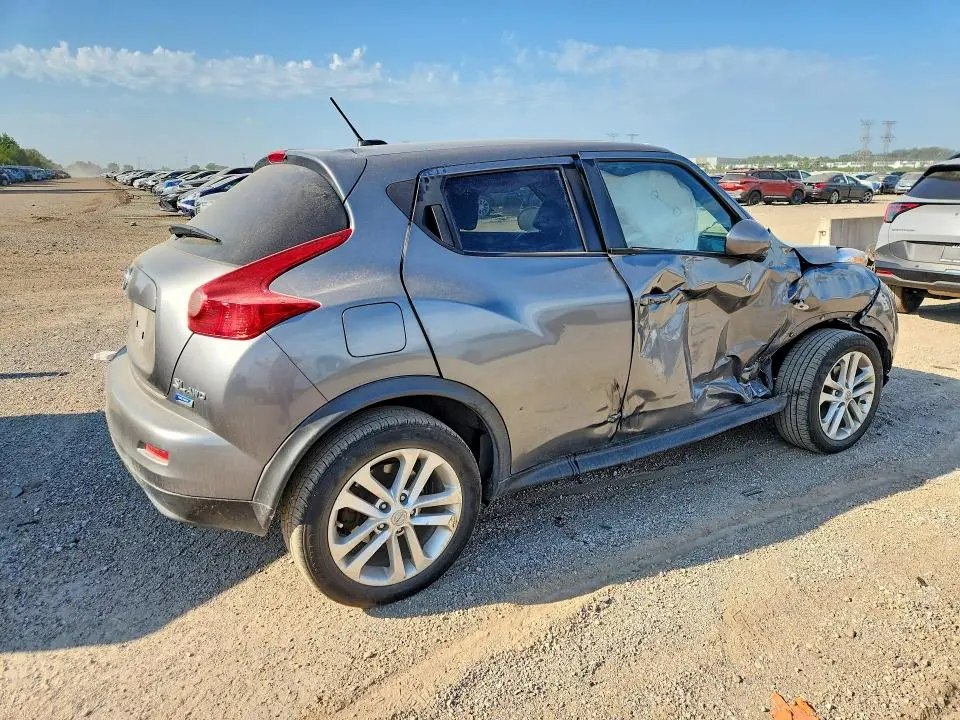 2013 NISSAN JUKE S  