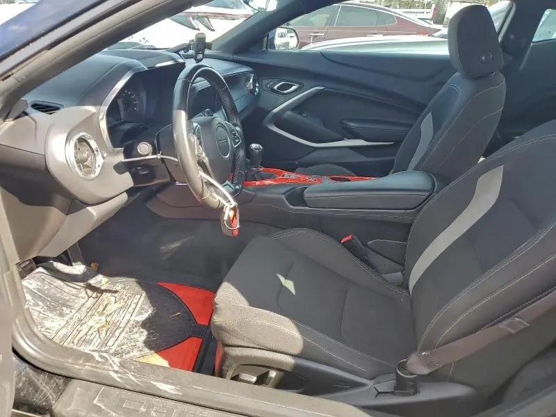 2016 CHEVROLET CAMARO LT  