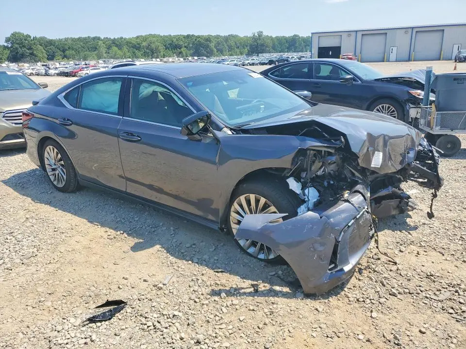 2023 LEXUS ES 300H ULTRA LUXURY  
