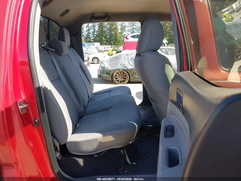 2013 TOYOTA TACOMA PRERUNNER V6