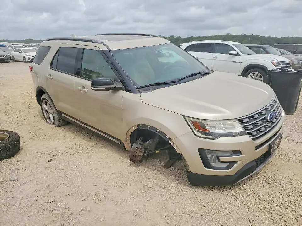 2017 FORD EXPLORER XLT  