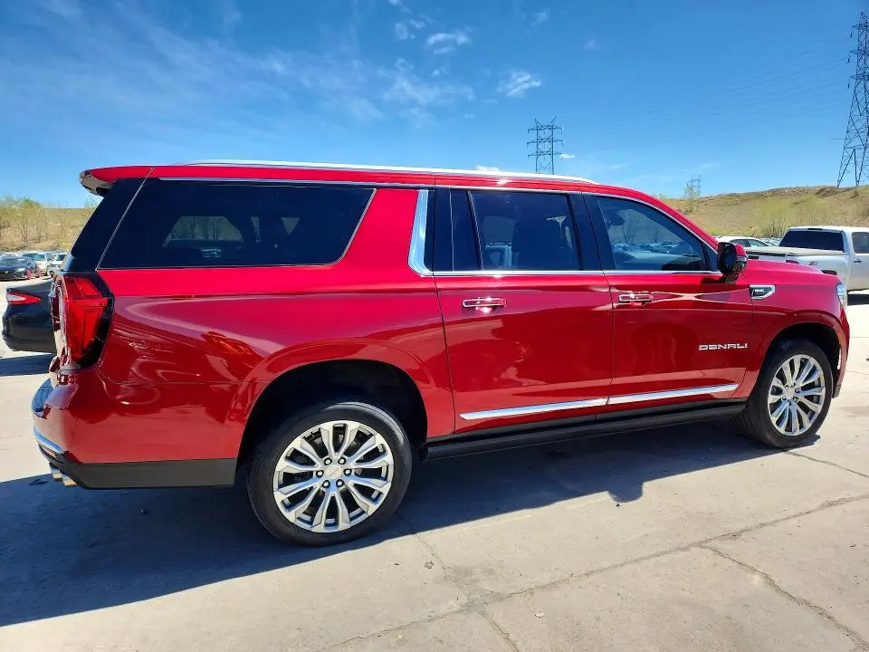 2022 GMC YUKON XL DENALI  