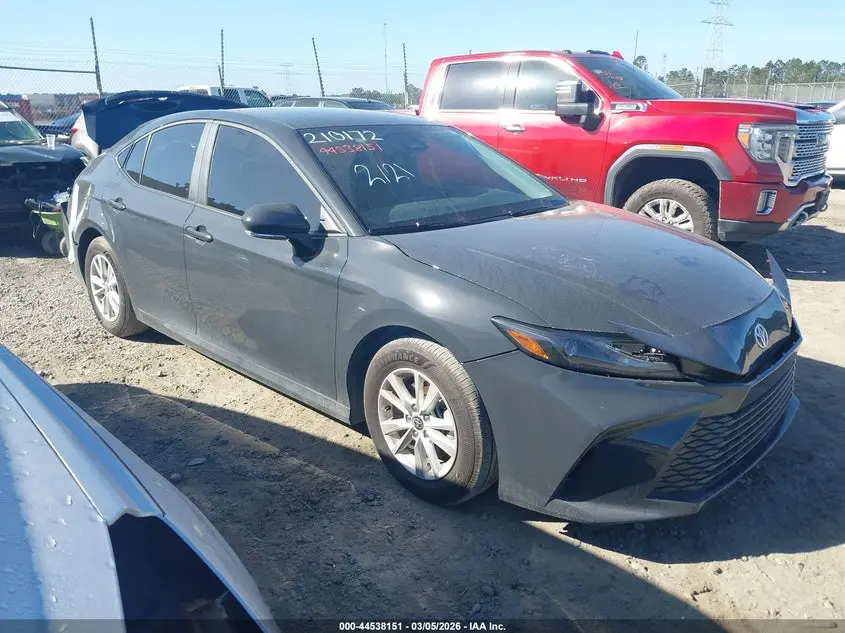 2026 TOYOTA CAMRY LE