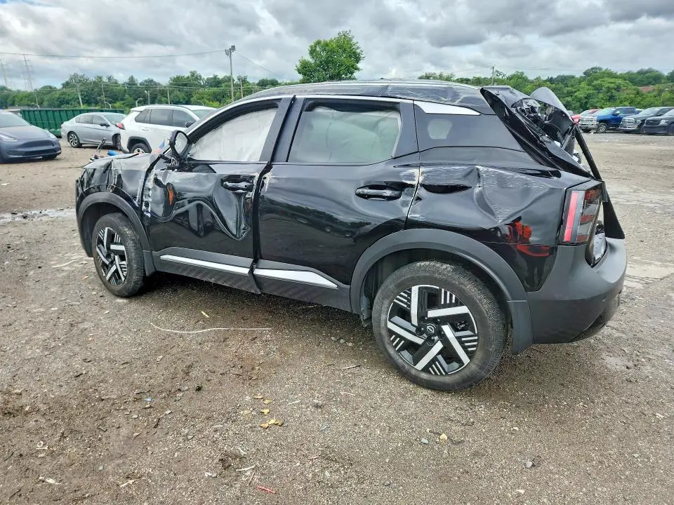 2025 NISSAN KICKS SV  