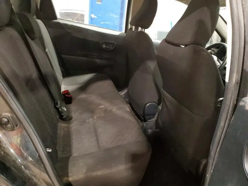2014 TOYOTA YARIS 5-DOOR L  