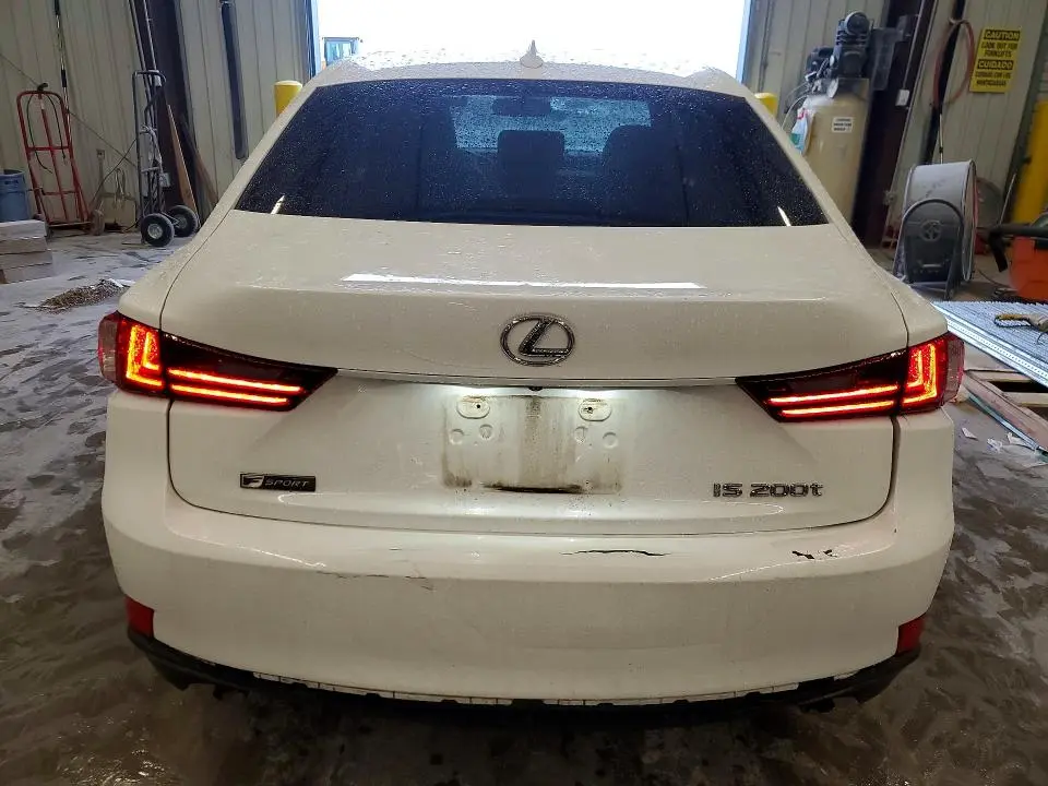 2016 LEXUS IS 200T BASE  