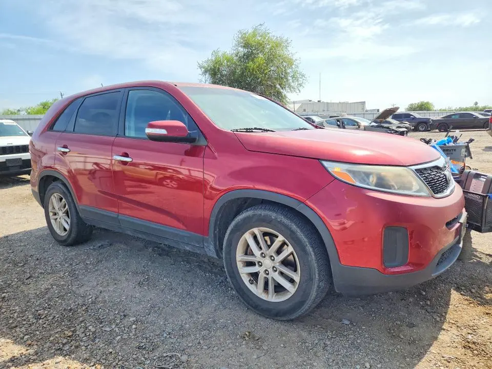 2014 KIA SORENTO LX  