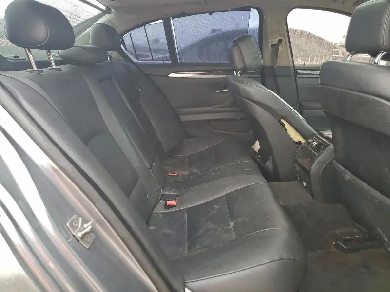 2011 BMW 528 I  