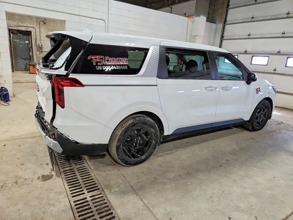 2026 KIA CARNIVAL LXS  