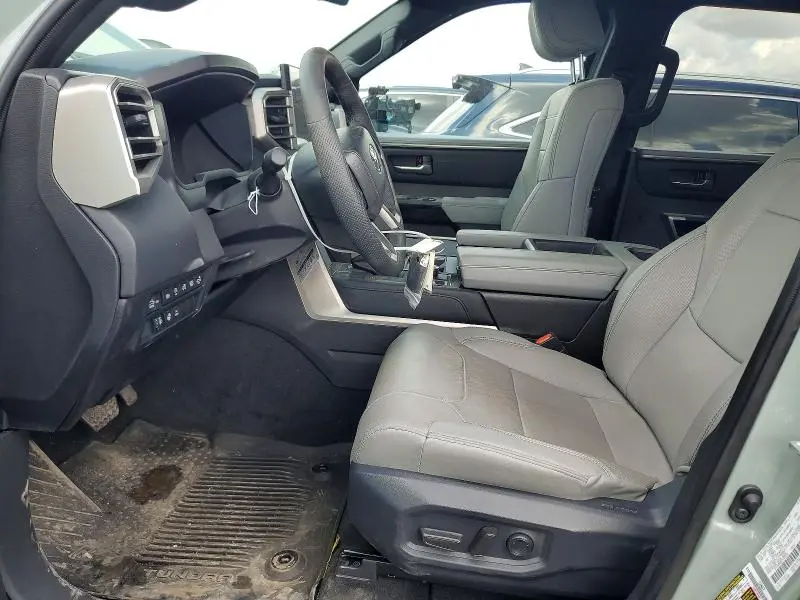 2026 TOYOTA TUNDRA CREWMAX LIMITED  