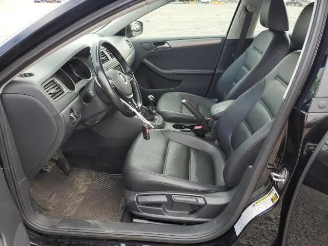 2017 VOLKSWAGEN JETTA SE  