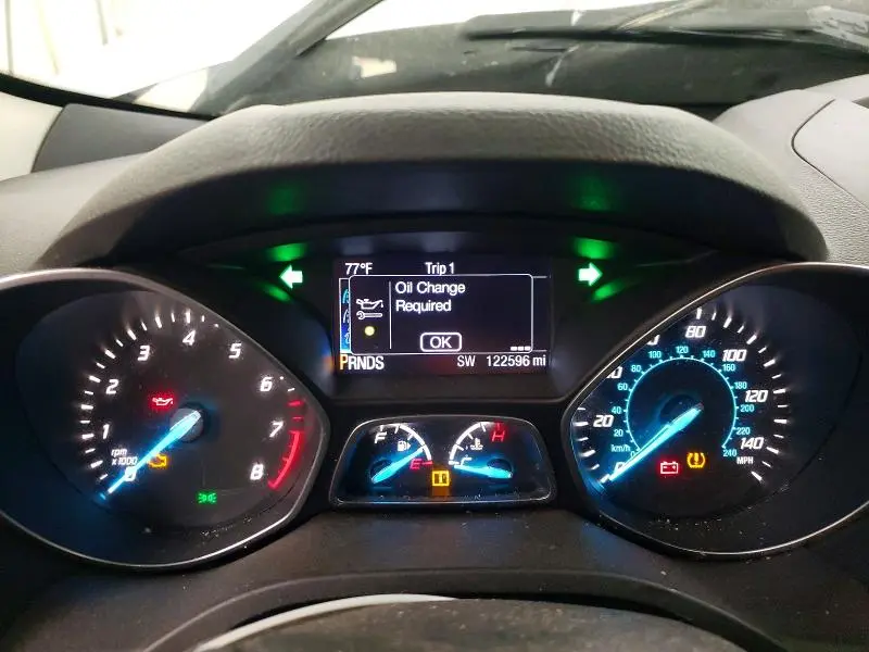 2016 FORD ESCAPE SE  