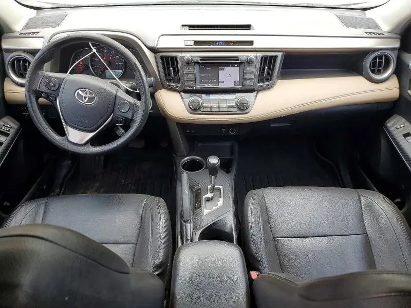 2015 TOYOTA RAV4 XLE  