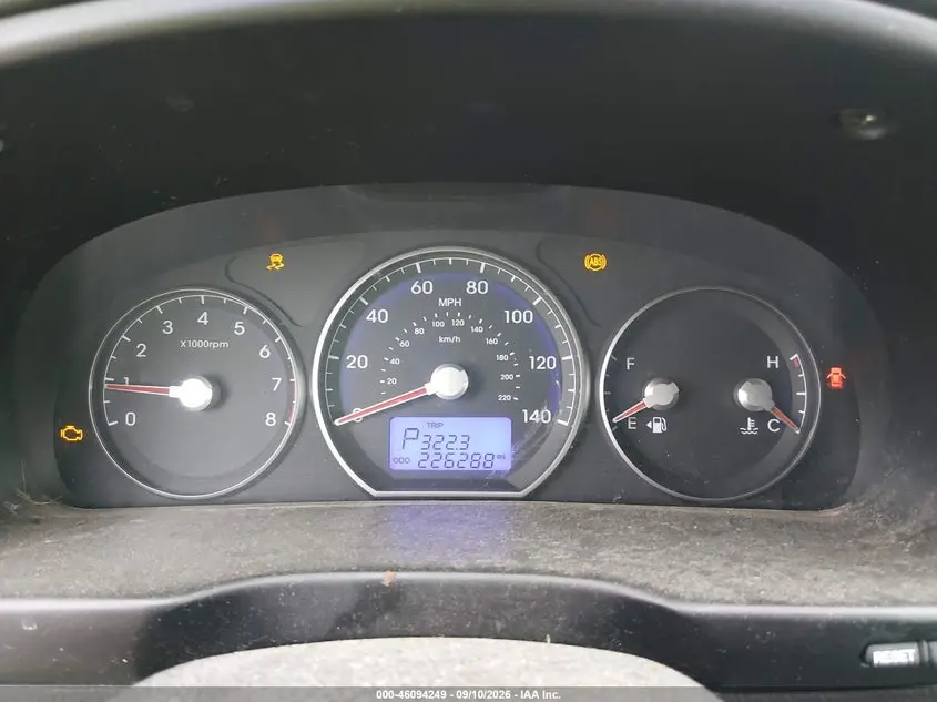 2010 HYUNDAI SANTA FE SE