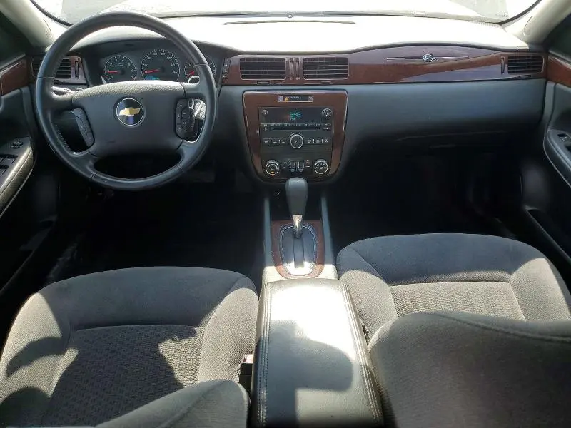 2011 CHEVROLET IMPALA LT  
