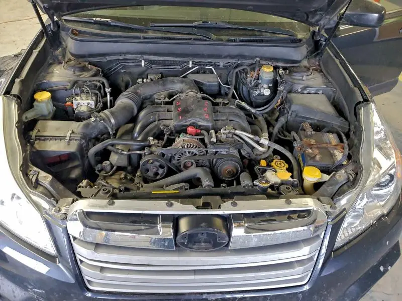 2013 SUBARU OUTBACK 3.6R LIMITED  