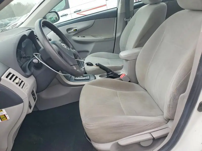 2013 TOYOTA COROLLA L  