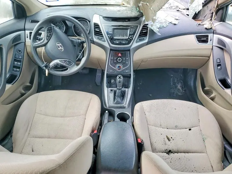 2014 HYUNDAI ELANTRA SE  