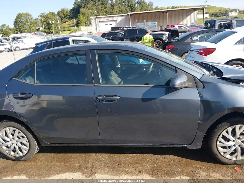2019 TOYOTA COROLLA LE