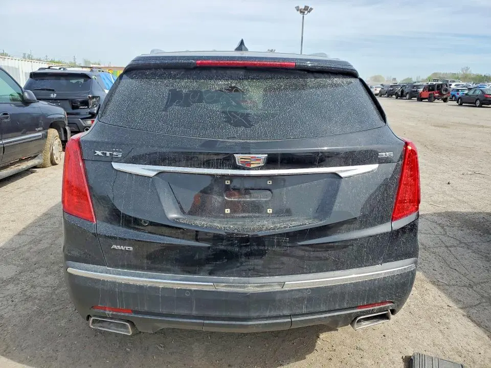 2017 CADILLAC XT5 LUXURY  