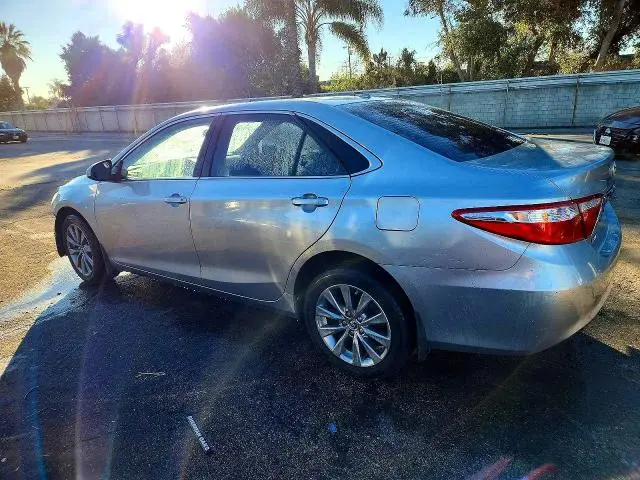 2016 TOYT CAMRY XLE  