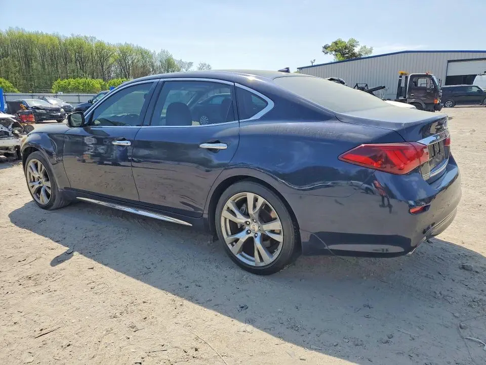 2015 INFINITI Q70L 3.7  